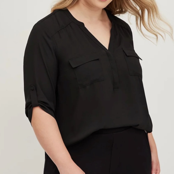 HARPER - BLACK GEORGETTE PULLOVER BLOUSE - Picture 3 of 3